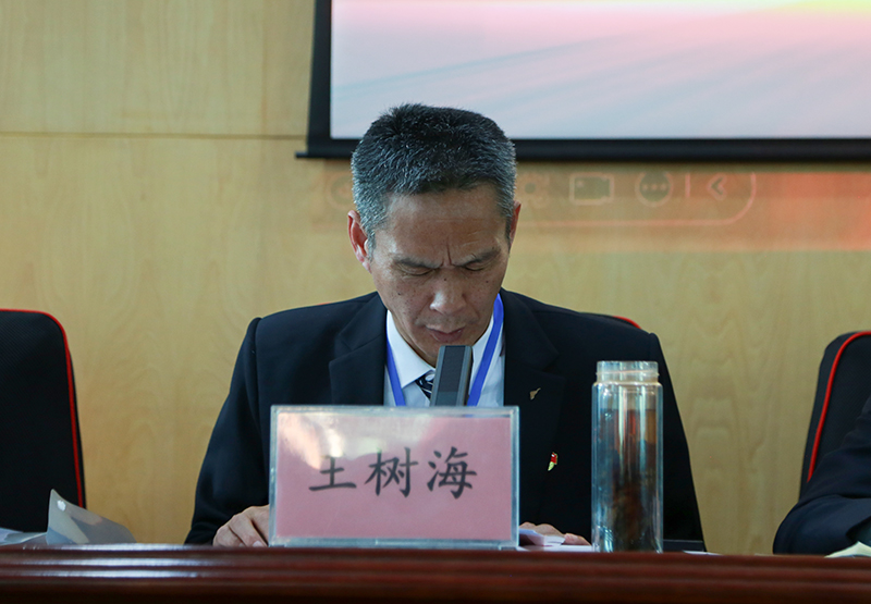 2025届二次工会代表大会-(11).jpg