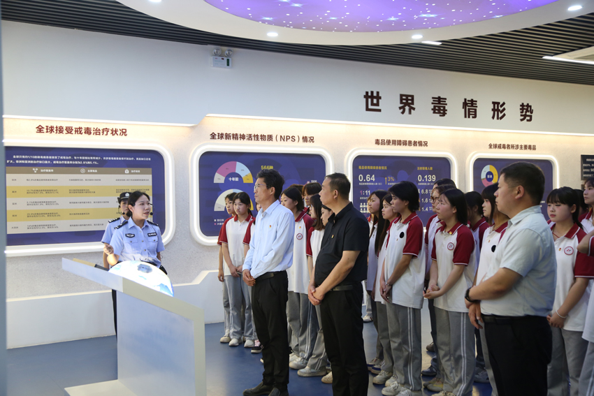 图片2.jpg